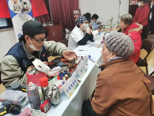 科技助老，智慧便民——仙霞慧生活學(xué)雷鋒活動獲居民點贊